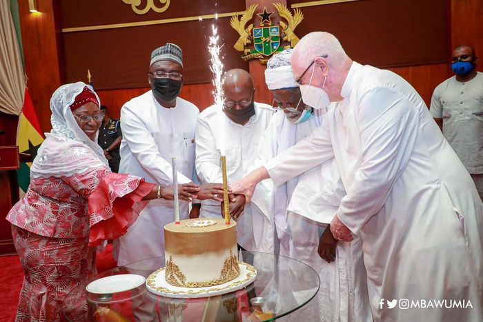 Photos: Akufo-Addo, Bawumia, Father Campbell hold Iftar with Chief Imam at Jubilee House