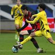 Japan midfielder Daichi Kamada (L) gave Frankfurt an early lead in Saturday's 1-1 draw at home to Borussia Dortmund