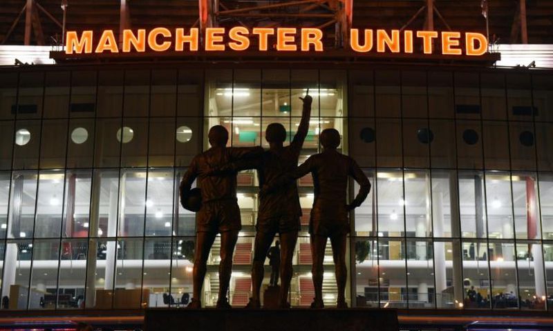 Manchester United are to trial safe standing at Old Trafford