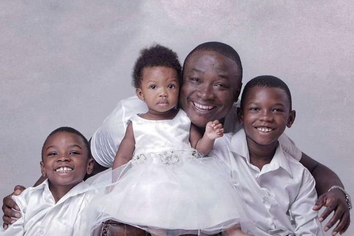 Late Bob Pixel with his family