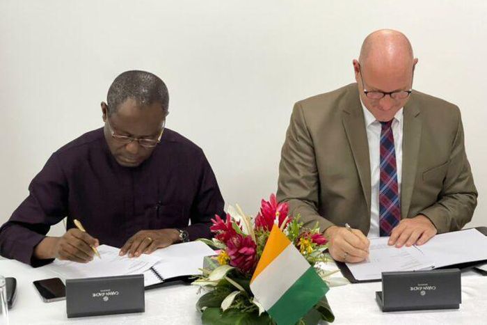 COCOBOD signs agreement with chocolate giant Bühler