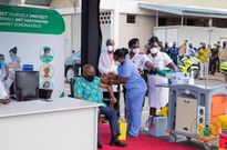 President Nana Akufo-Addo  taking the COVID-19 vaccine