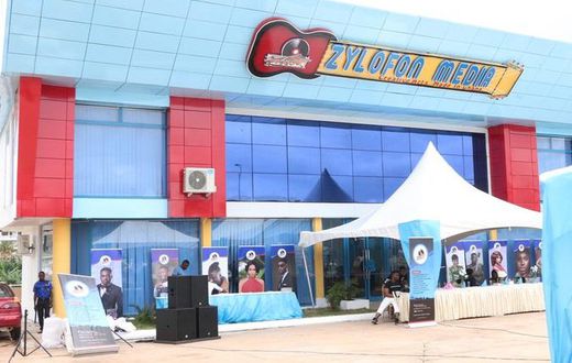 Man shot by security after breaking into Zylofon FM