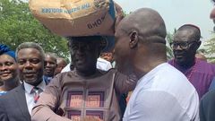 Captain Smart carrying cement bag2