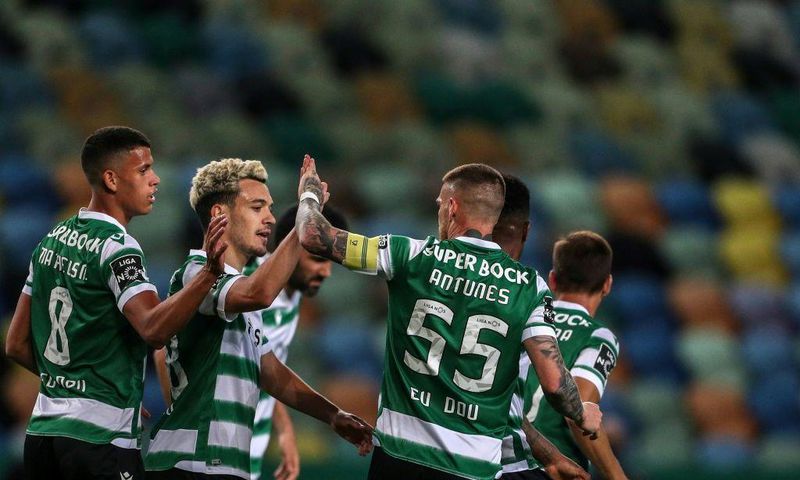 Goncalves (2L) was the leading scorer in this season's Primeira Liga