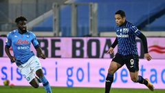 Atalanta's Colombian forward Luis Muriel (R) has scored 14 goals in all competitions this season.