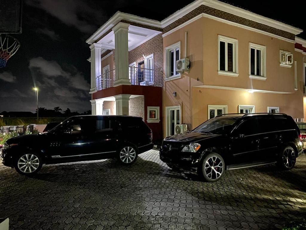 Williams Uchemba cars