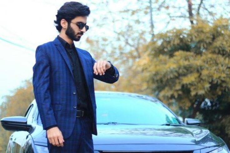 bdullah Mehmood mesmerizes fans with his voice & performance