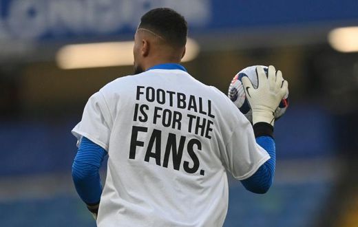 Players wore T-shirts expressing their opposition to plans for a European Super League ahead of Chelsea's Premier League match with Brighton