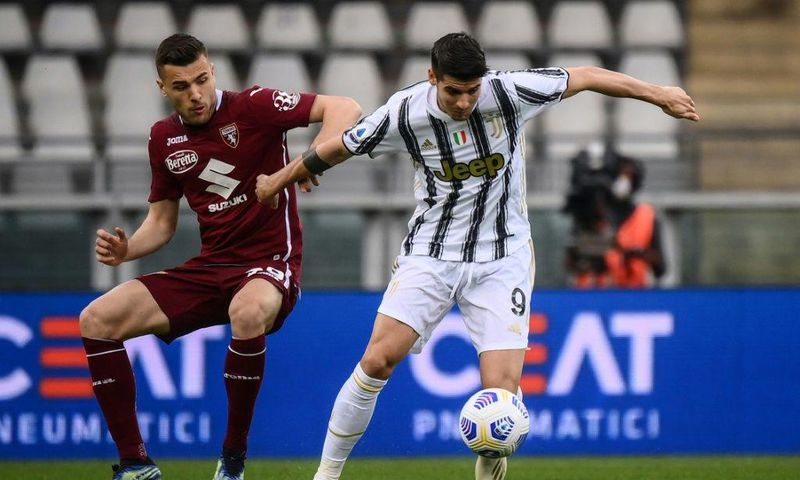 Spanish forward Alvaro Morata (R) has extend his loan with Juventus until June 2022.