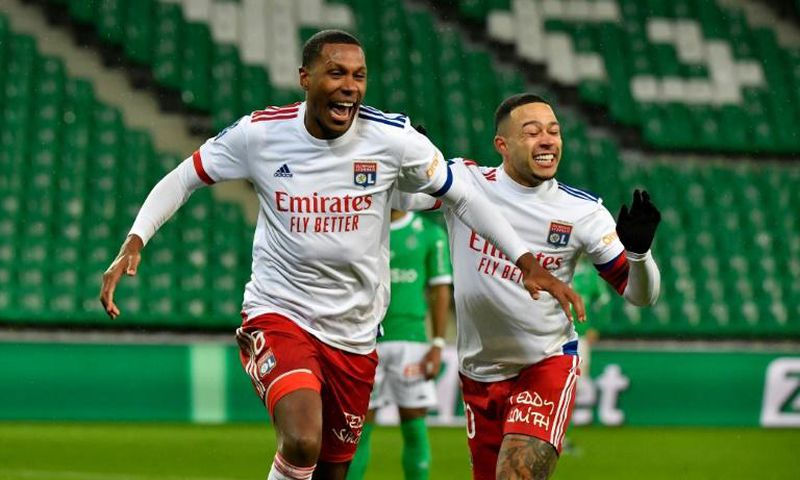 Marcelo (L) scored his first two goals of the season to see Lyon to derby victory at Saint-Etienne
