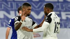 Fulham's Ivan Cavaleiro (L) celebrates with Ademola Lookman