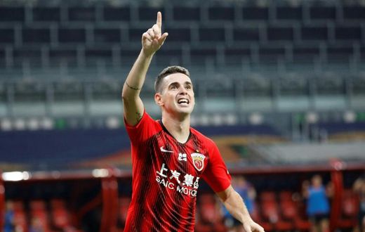 Oscar set a new Asian transfer record when he joined Shanghai Port in 2017