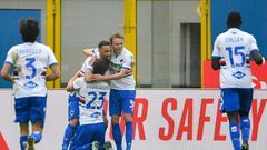 Sampdoria forward Fabio Quagliarella (Rear L) scored his 10th goal this season against AC Milan.
