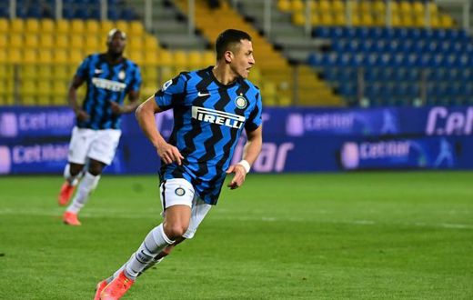 Chilean forward Alexis Sanchez scored his first brace for Inter Milan.