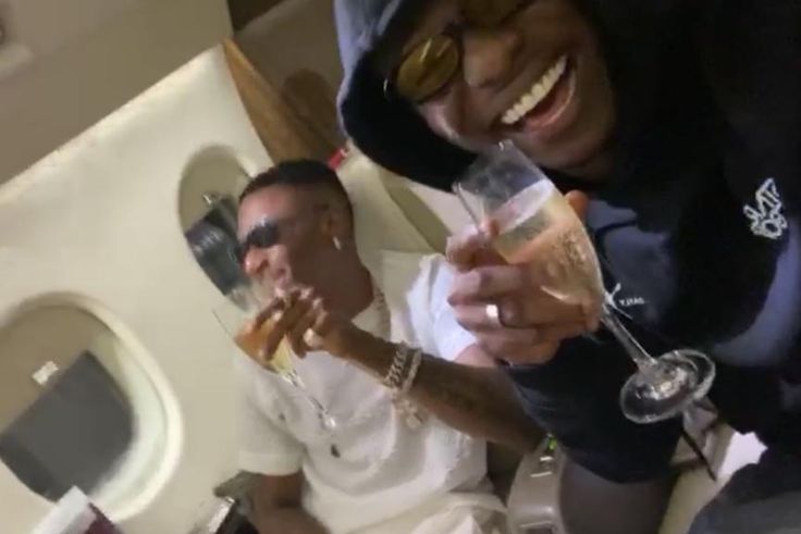 Wizkid and iPhxne DJ