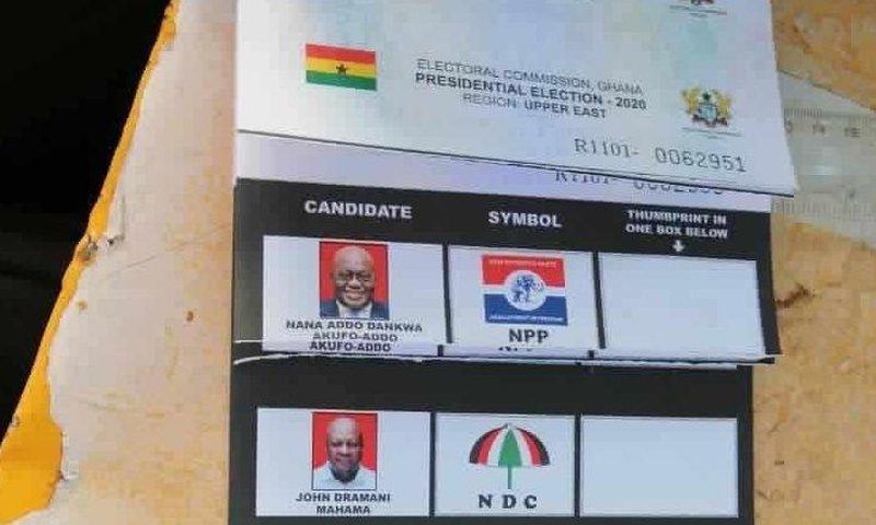 EC official tears President Akufo-Addo out before handing ballot paper to voters