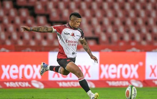 Elton Jantjies is leaving the Lions to join French side Pau for the rest of the Top 14 season