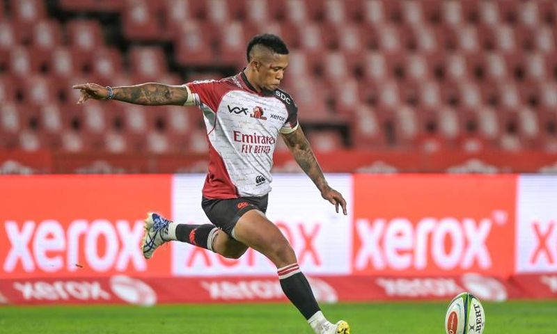 Elton Jantjies is leaving the Lions to join French side Pau for the rest of the Top 14 season