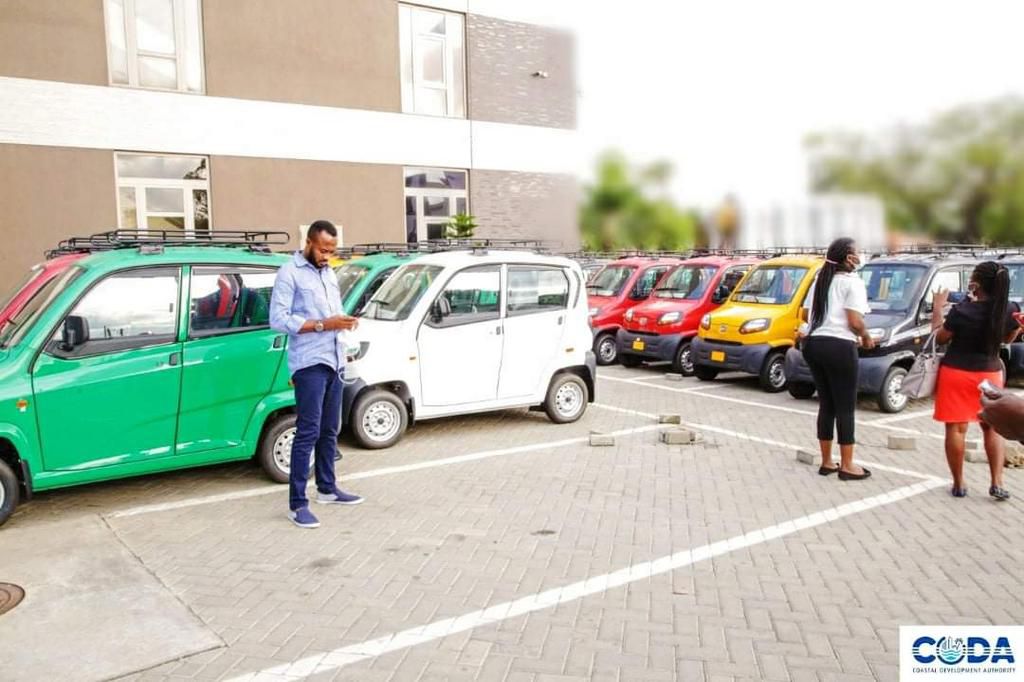 Government unveils quadricycles for ‘okada’ and ‘pragya’ riders
