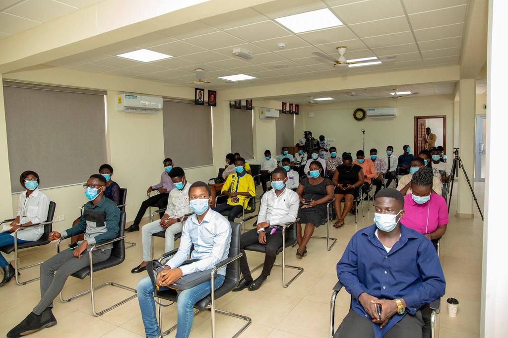 30 students who benefitted from Education Minister’s engineering scholarship express gratitude