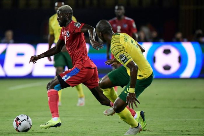 Orlando Pirates winger Deon Hotto (L) playing for Namibia against South Africa at the 2019 Africa Cup of Nations in Egypt.