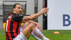 Zlatan Ibrahimovic is struggling with muscular issues.
