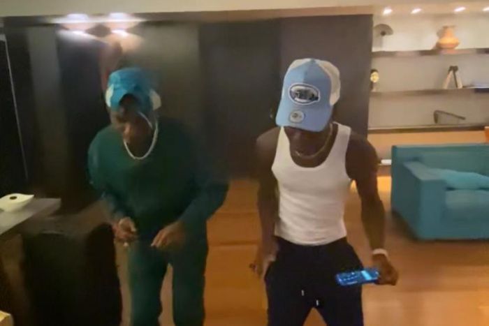 Wizkid and iPhxne DJ