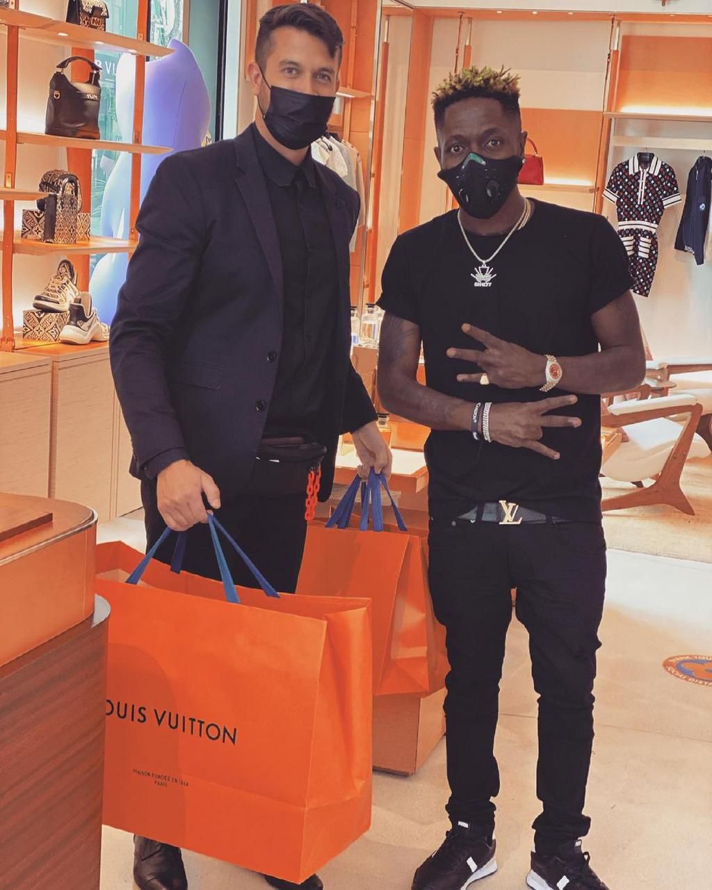 Shatta Wale goes shopping in Miami, blows GHC40,000 on Louis Vuitton ...