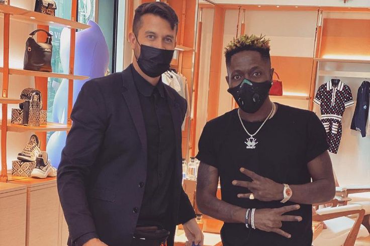 Shatta Wale shops in Miami