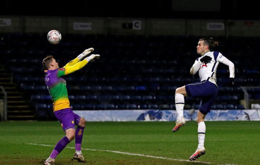 Gareth Bale (right)scored in Tottenham's 4-1 FA Cup win at Wycombe