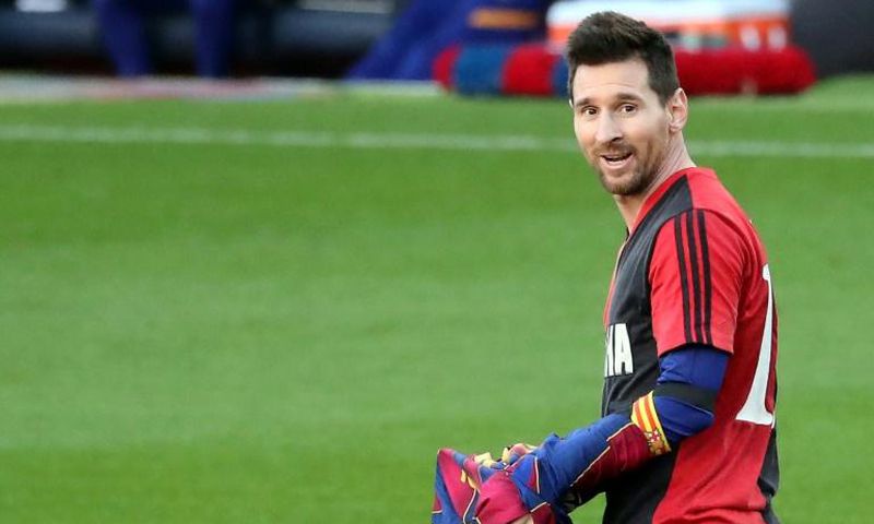 Interim Barcelona president Carles Tusquets said Thursday he would have sold Argentine star Lionel Messi in the summer