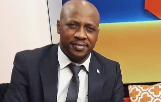 Relationship coach explains why men must not date ladies below age 25