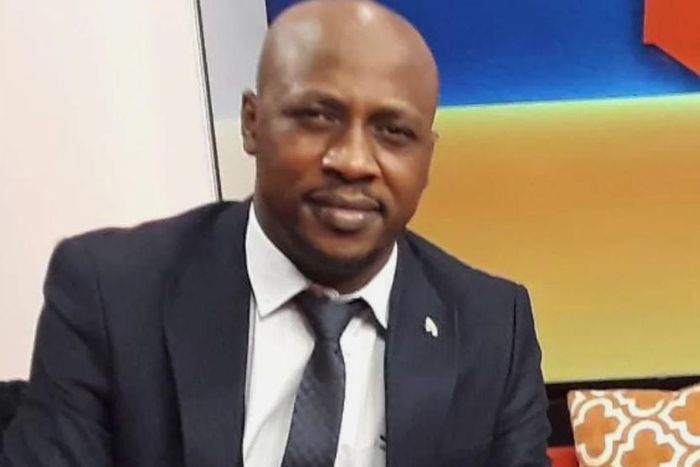 Relationship coach explains why men must not date ladies below age 25