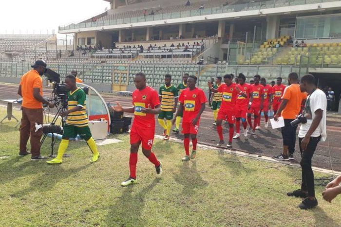 Dwarfs vs Kotoko
