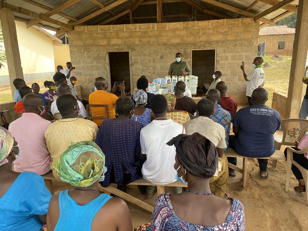 Dumelo dinates to Likpe Clinic