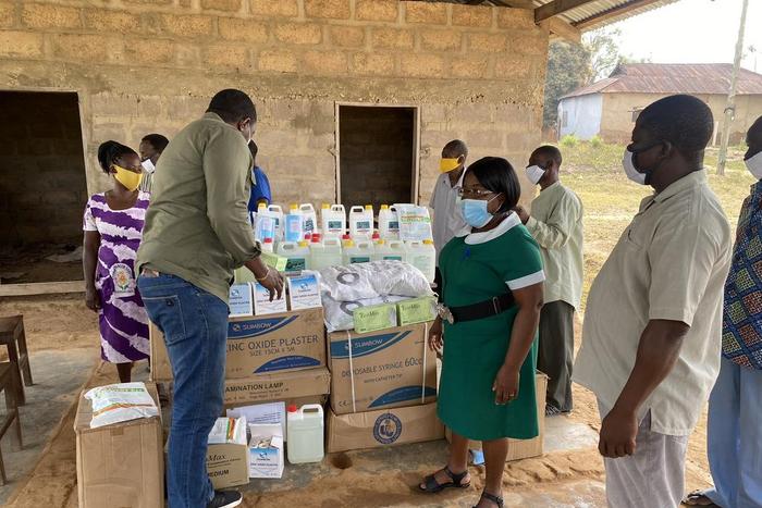 Photos: John Dumelo marks birthday by donating medical items to Likpe Clinic