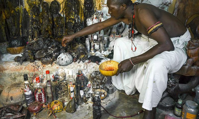 Robbers return to place GH¢51,900 stolen cash at victim’s doorstep after he invoked 8 deities