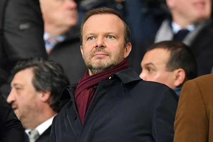 Ed Woodward is to step down from his position as Manchester United executive vice-chairman