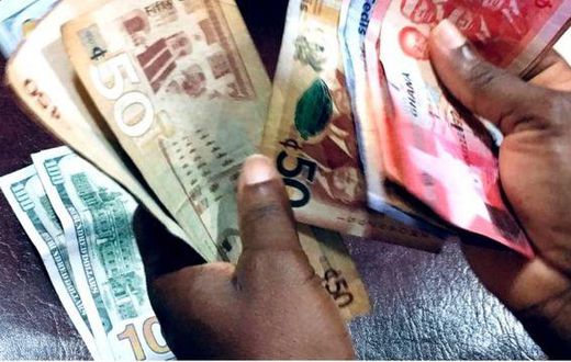 Restaurant owner in tears as customer leaves GHc 32,592 for his employees to share