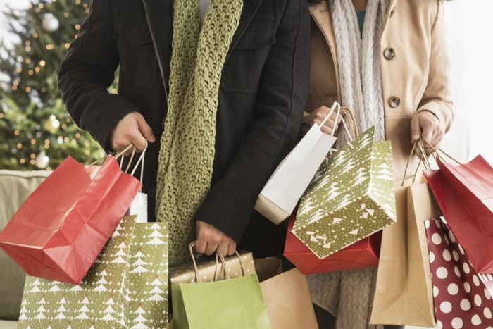 Want to keep your holiday spending in check? Here are 5 awesome tips
