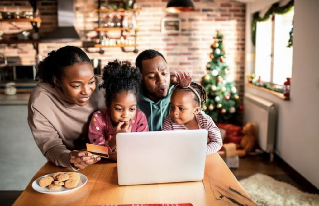 Want to keep your holiday spending in check? Here are 5 awesome tips