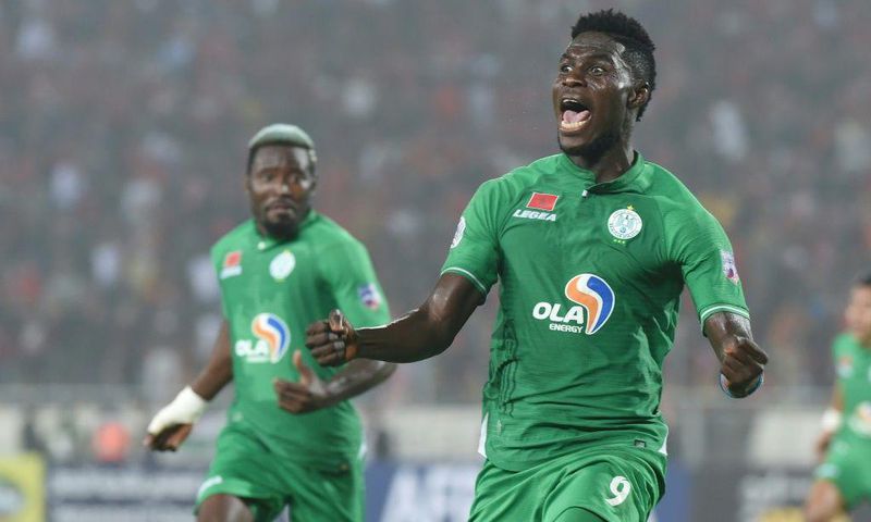 Raja Casablanca forward Ben  Malango (R) increased his CAF Confederation Cup goal tally to five after scoring twice against Orlando Pirates on Sunday.