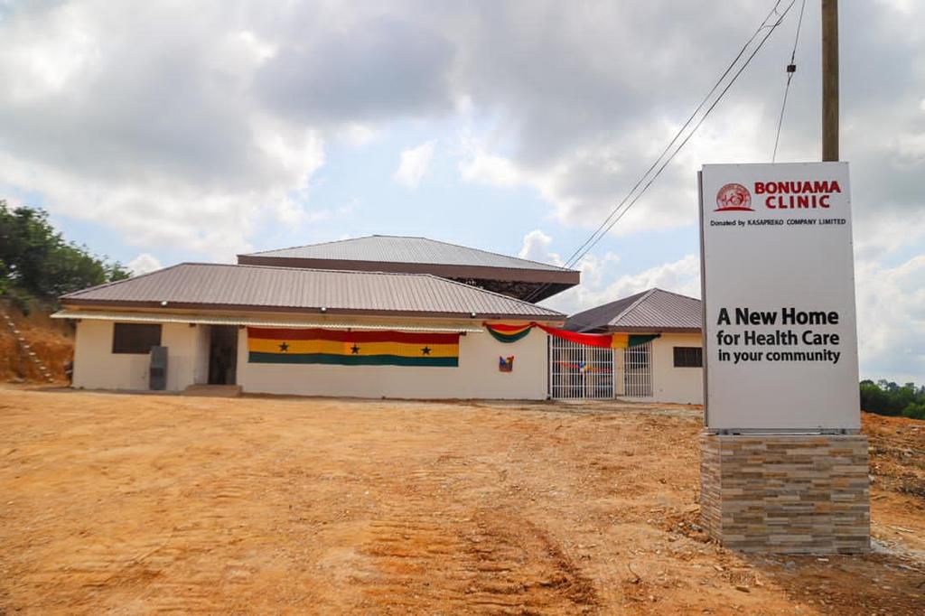 Kasapreko CEO donates ultra-modern polyclinic, Nissan Frontier to Wassa Amenfi Central