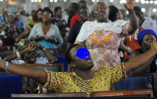 Musician slumps and dies while worshipping God in the church