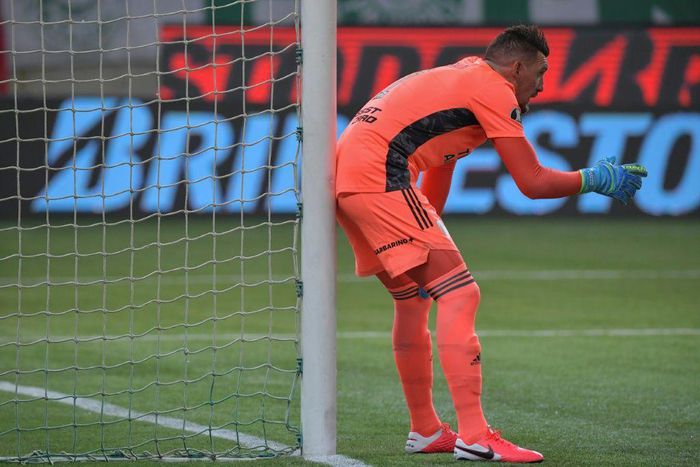 Franco Armani is one of four River Plate goalkeepers to test positive for Covid-19