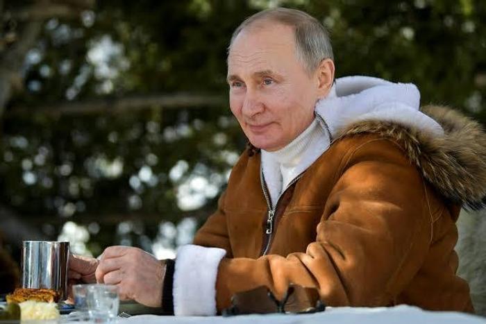 Vladimir Putin takes undisclosed Covid-19 vaccine behind closed doors