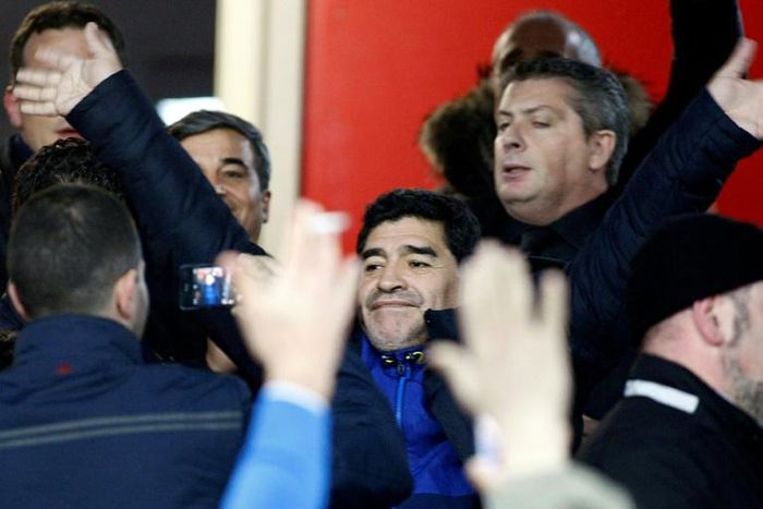 Diego Maradona received the applaus of Neapolitan fans when he visited the San Paolo Stadium  for an Italian Cup semi-final in 2014