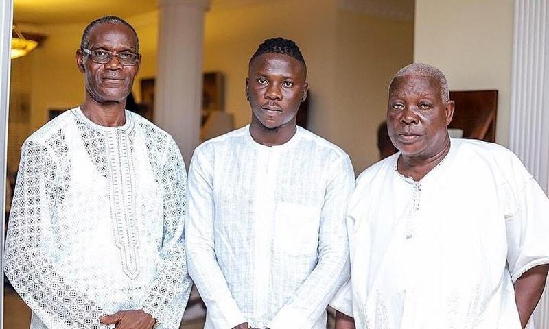 Stonebwoy with his father and father-in-law
