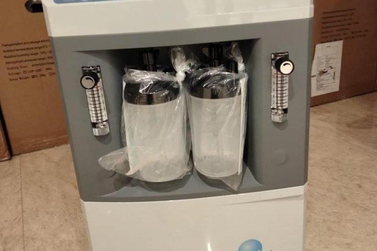 Oxygen concentrators